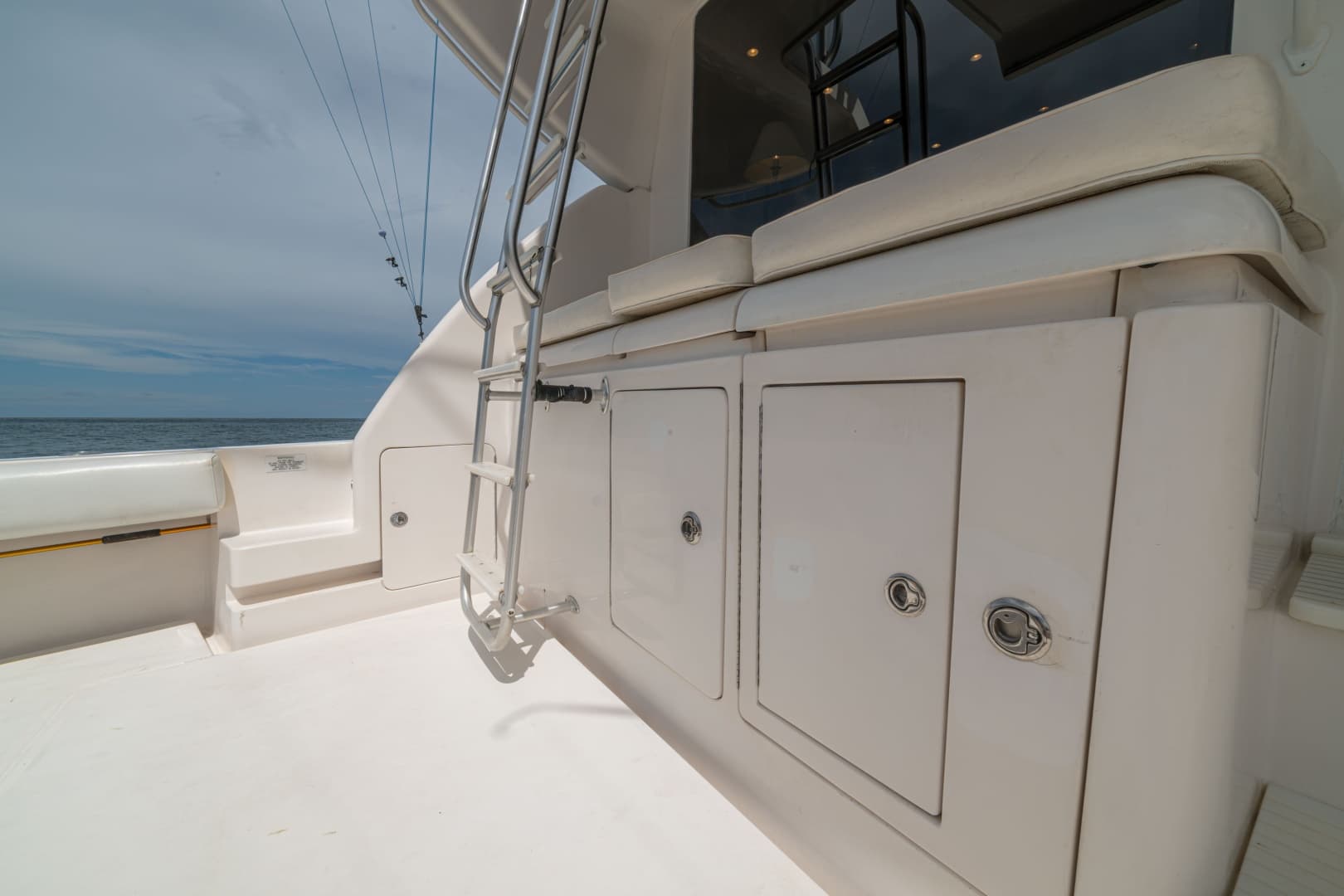 2003 Bertram 570 Convertible