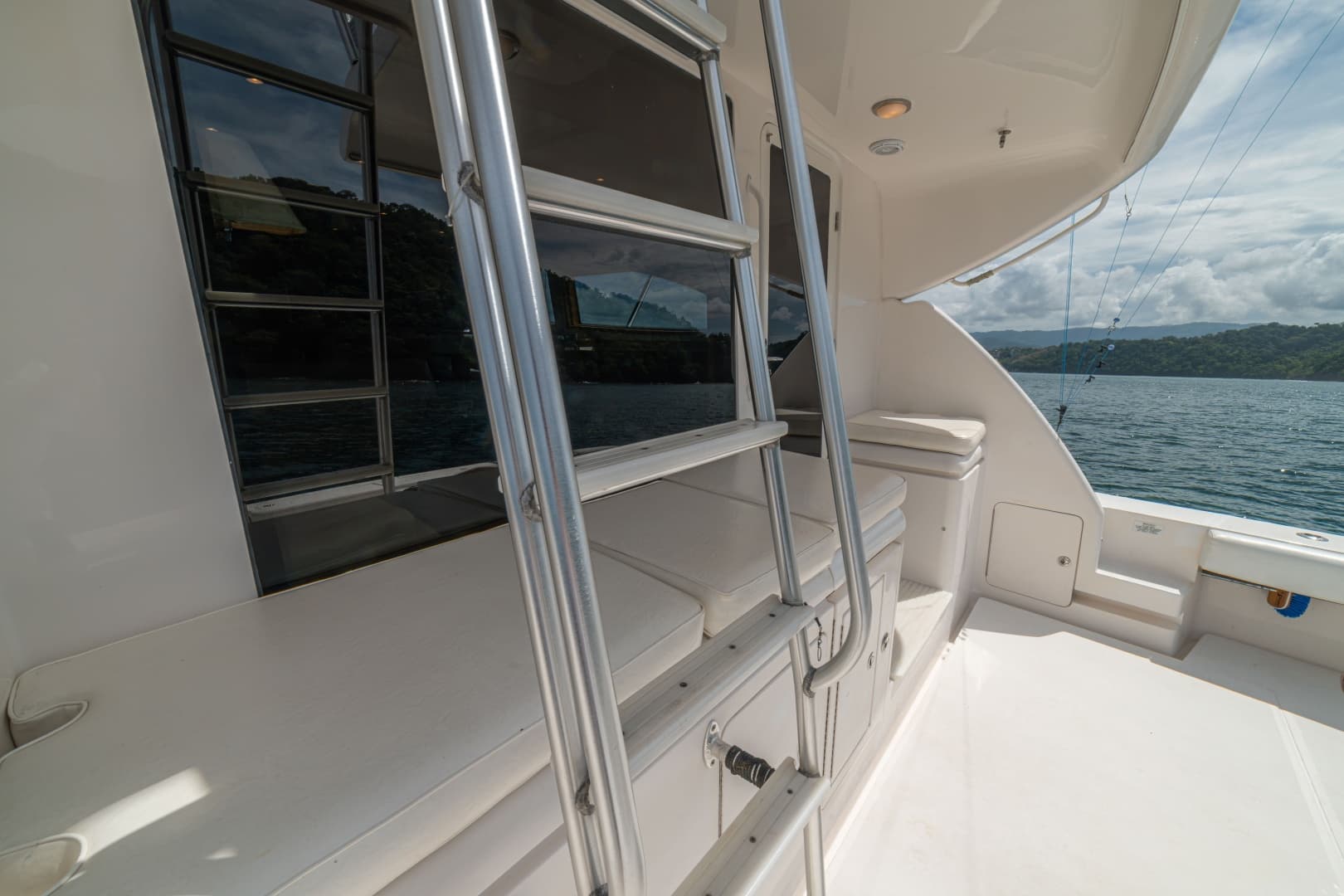2003 Bertram 570 Convertible