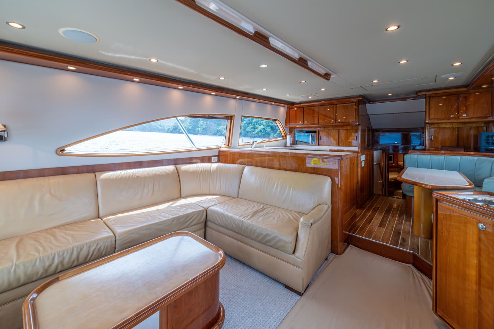2003 Bertram 570 Convertible
