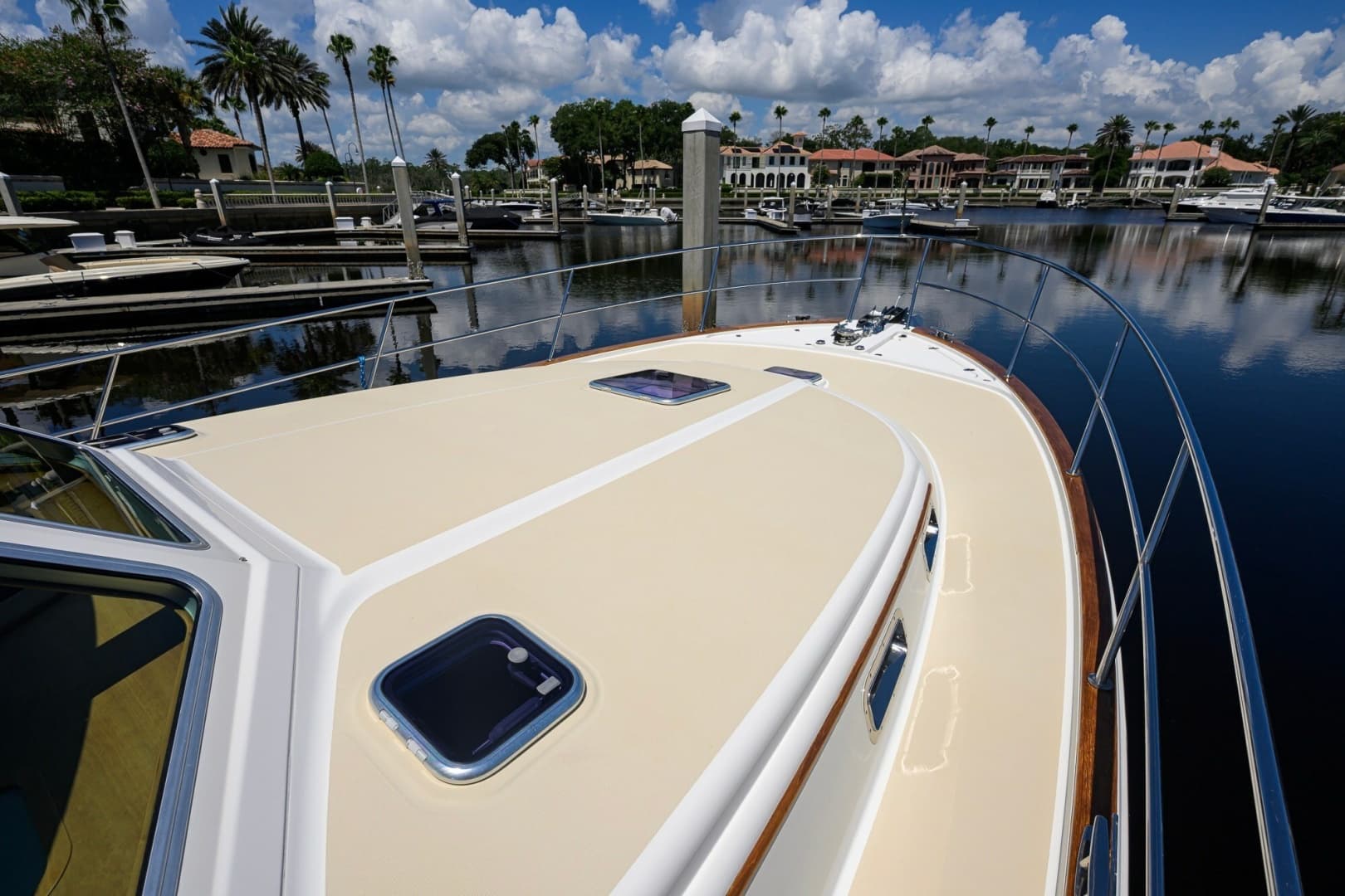 2018 Sabre 45 Salon Express