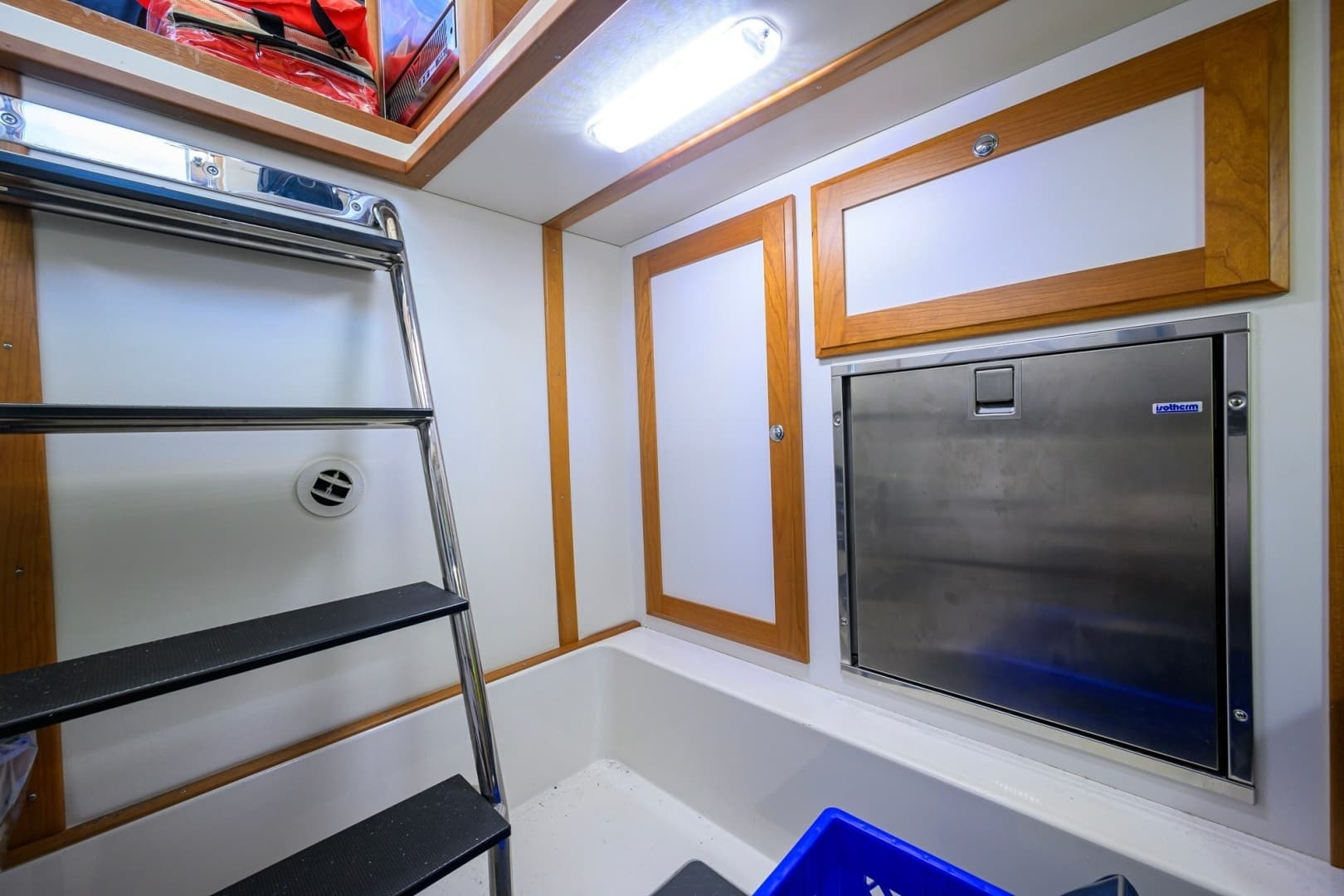 2018 Sabre 45 Salon Express