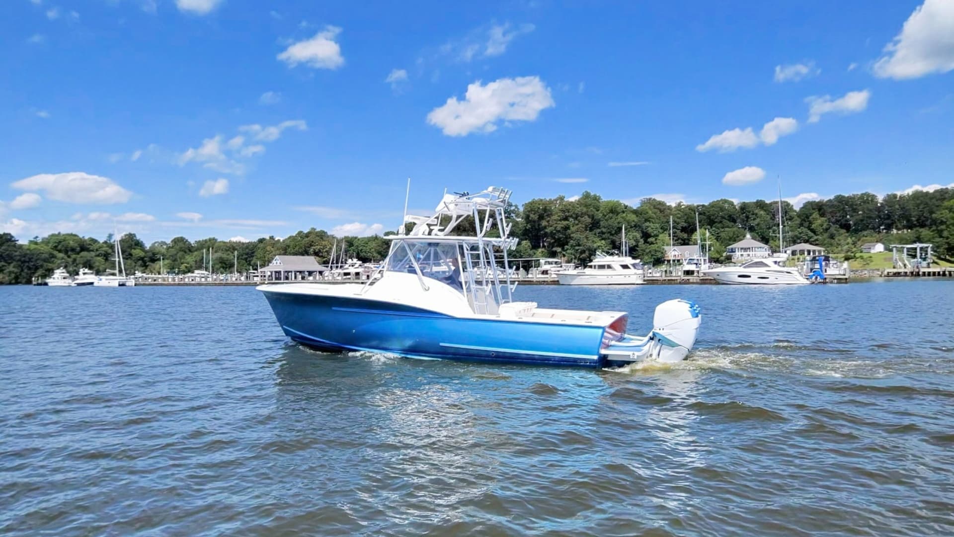 2008 Jarrett Bay 32 Walk Around
