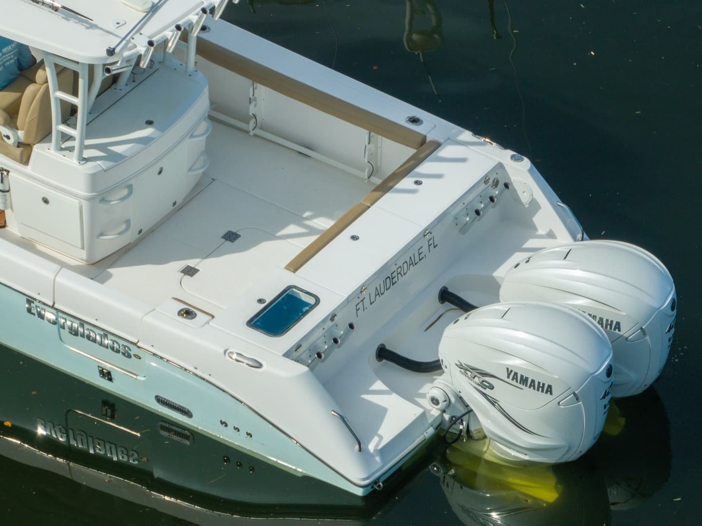 2020 Everglades 355 CC