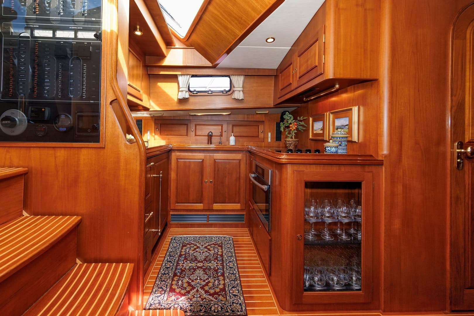 2008 Alden 52 Salon Express
