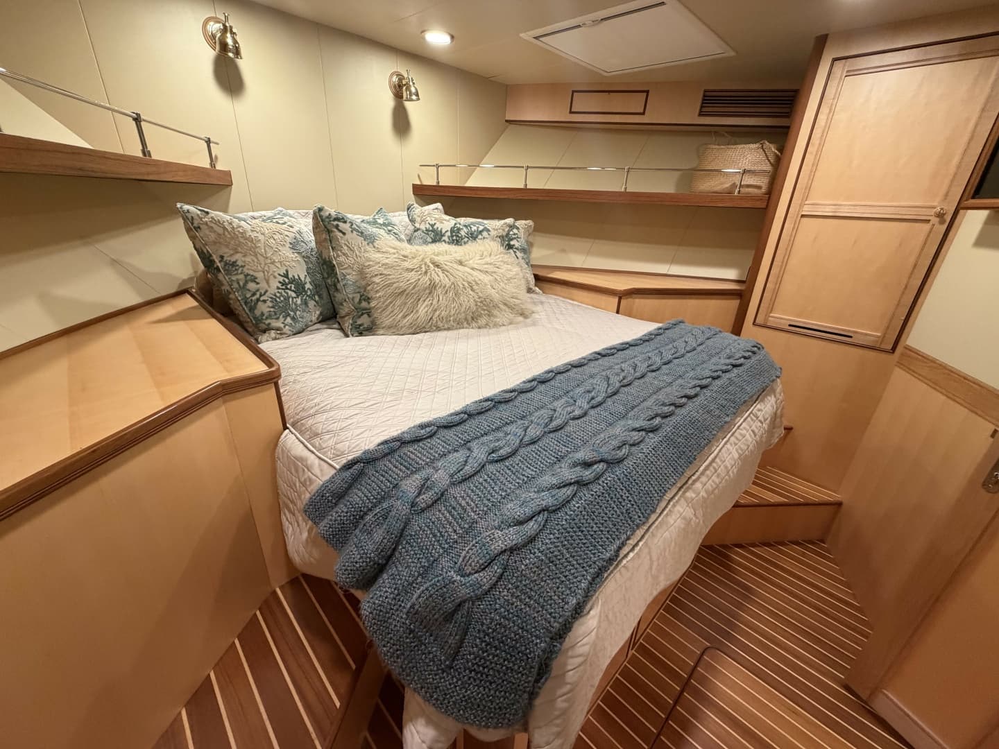 2021 Marlow Explorer 62E