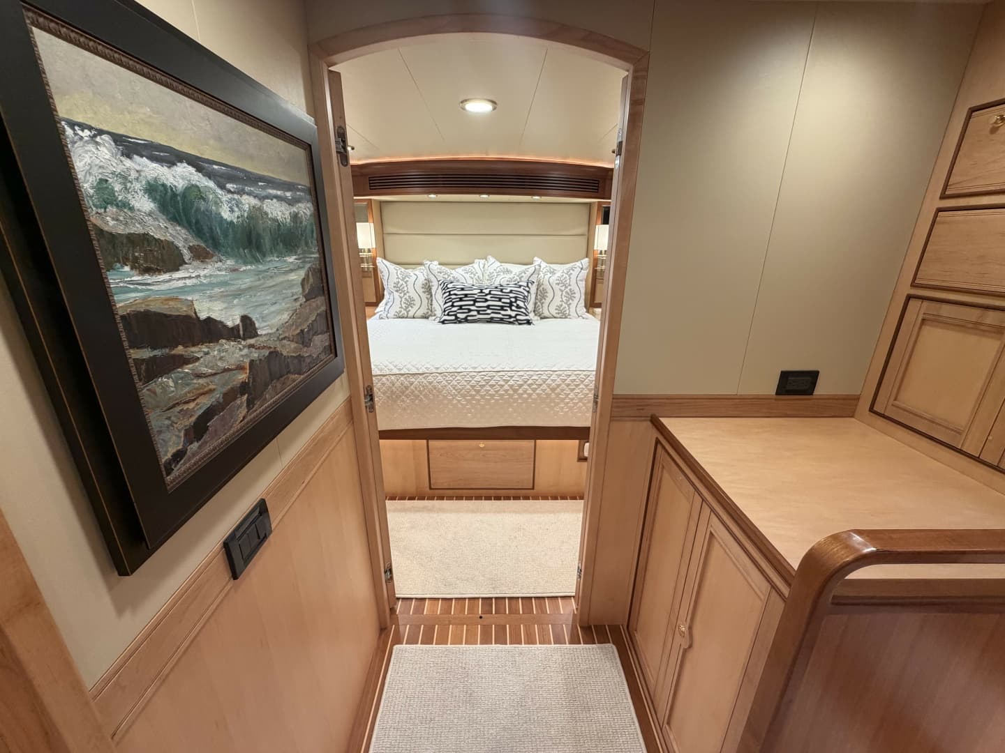 2021 Marlow Explorer 62E