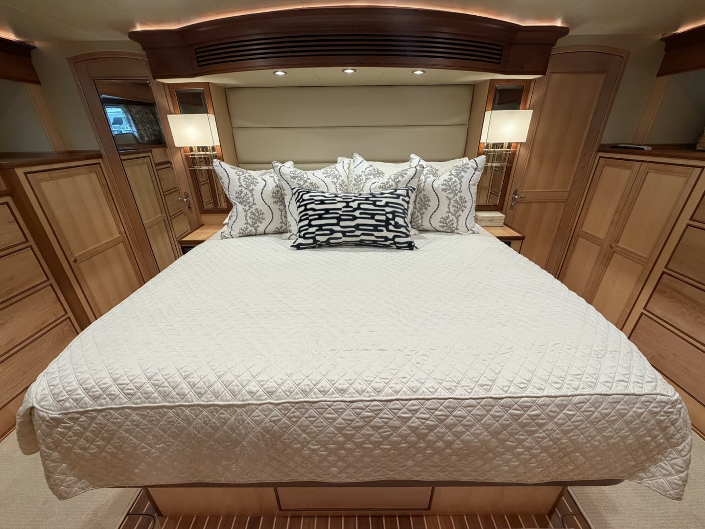 2021 Marlow Explorer 62E