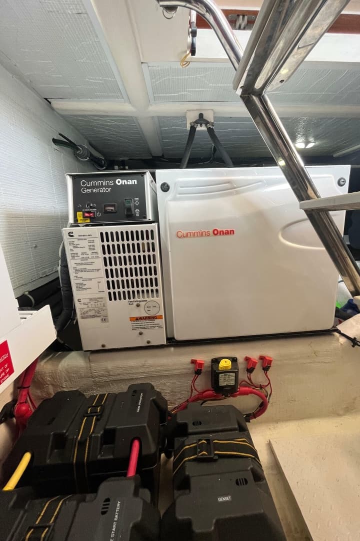 2012 Sabre 42 Salon Express