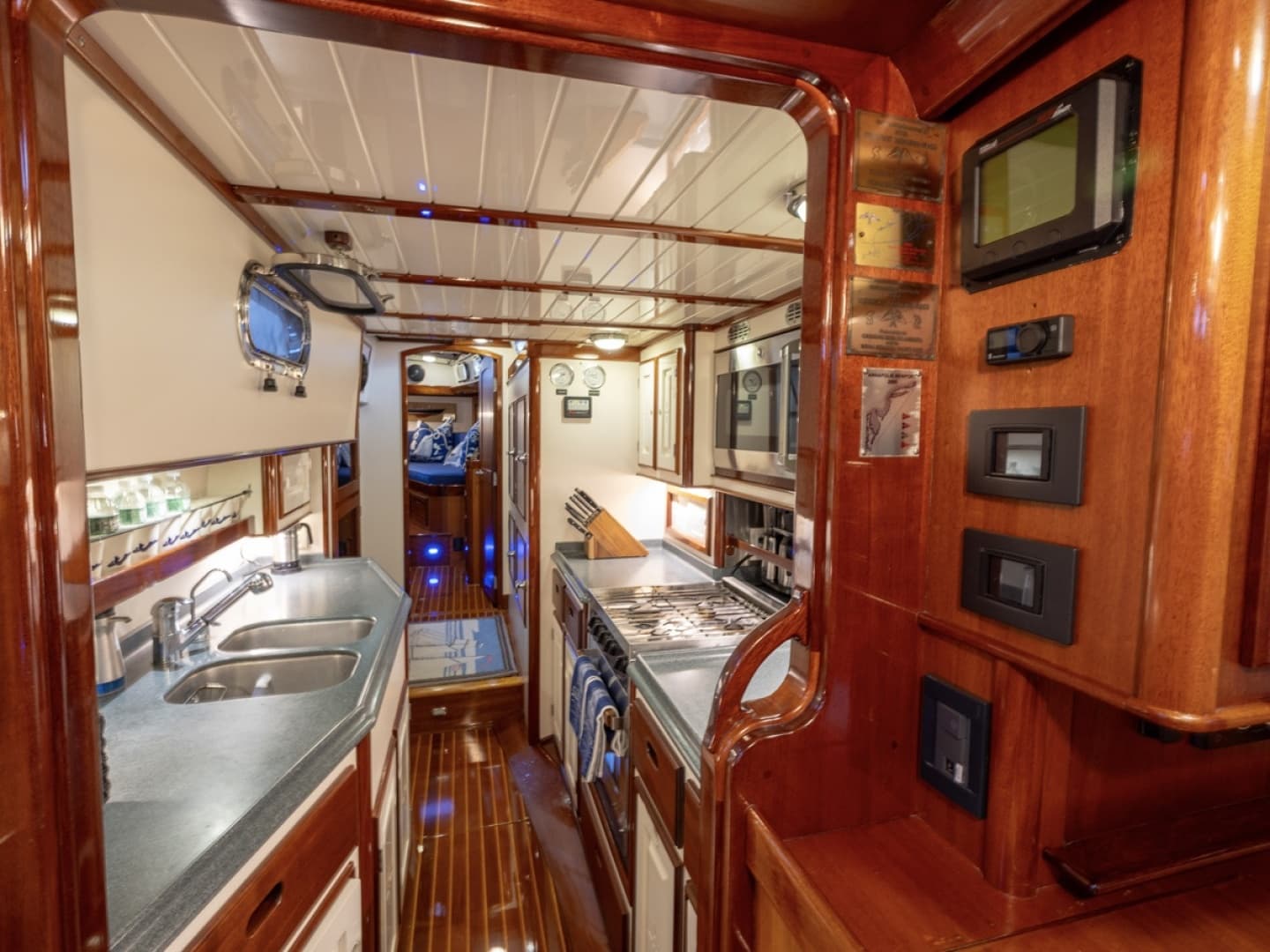 2001 Lyman-Morse Fontaine Custom 63 Pilothouse Sloop