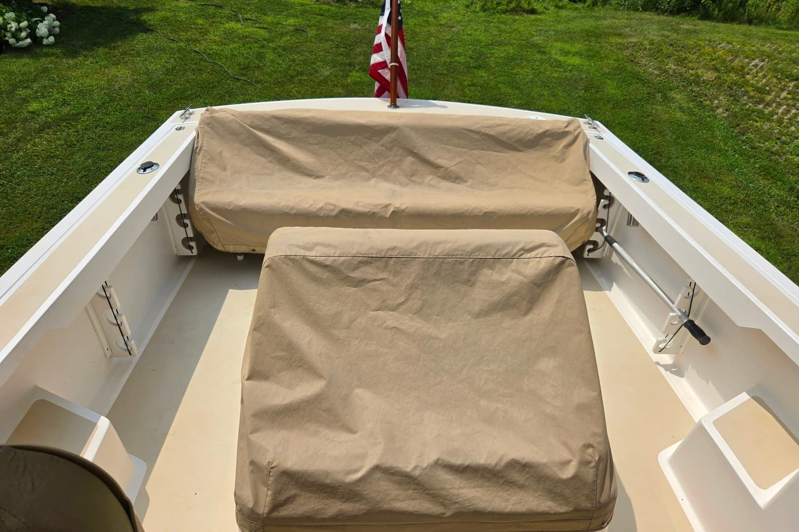 2004 Hunt Yachts Surfhunter 25