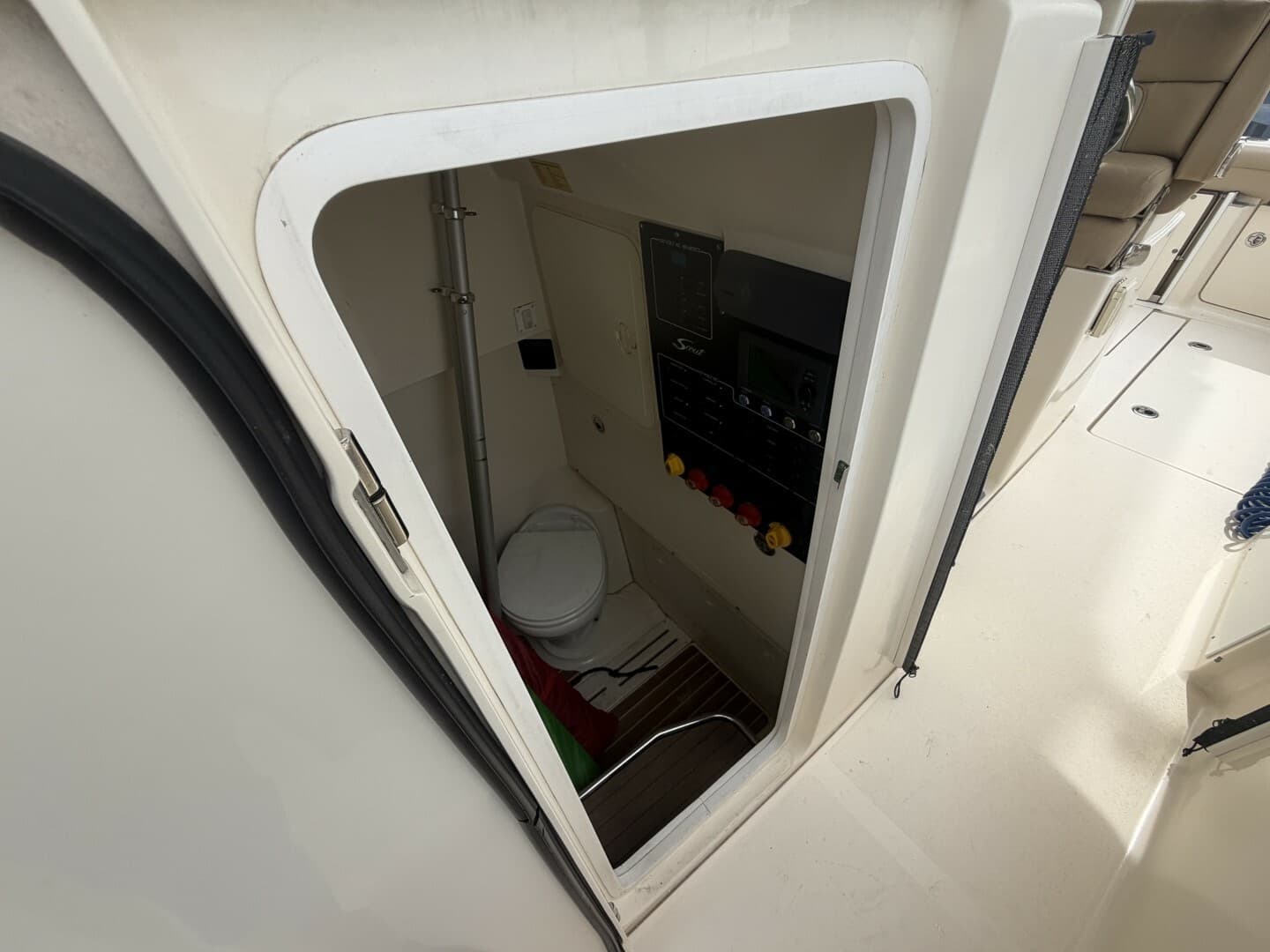 2014 Scout 320 LXF