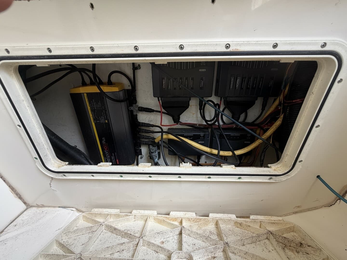 2014 Scout 320 LXF