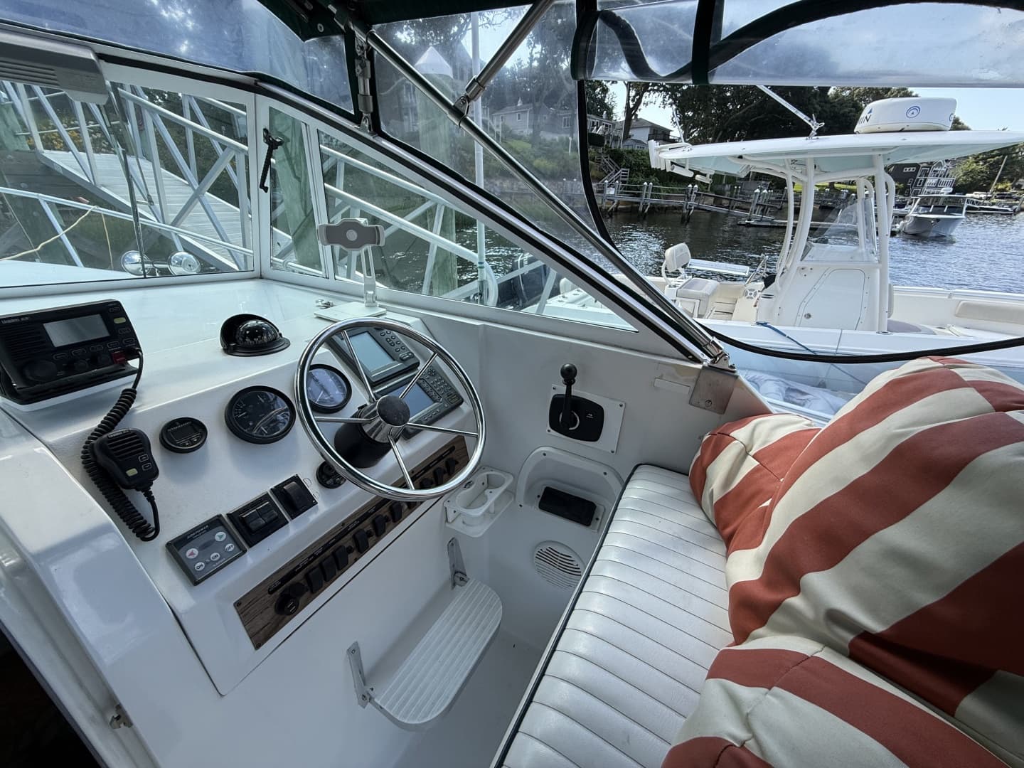 2000 Mainship 
