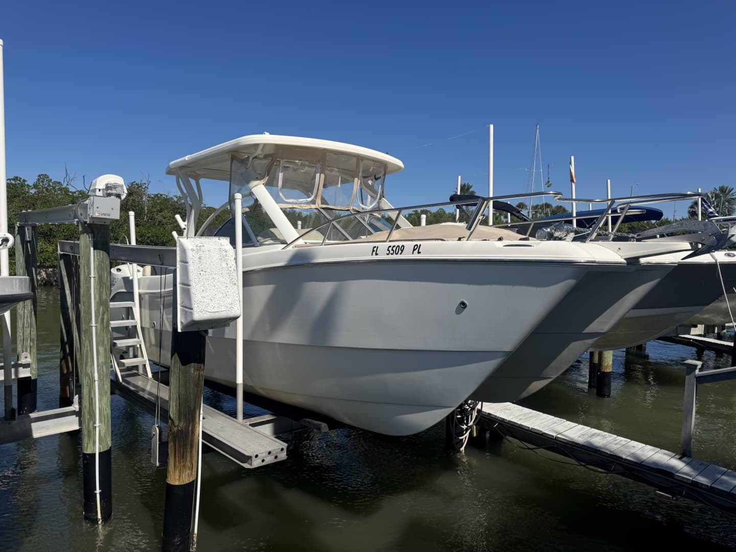 2013 World Cat 255 DC
