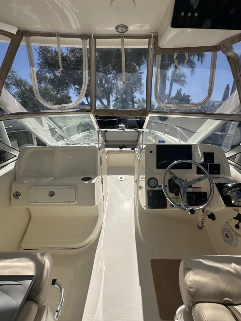 2013 World Cat 255 DC