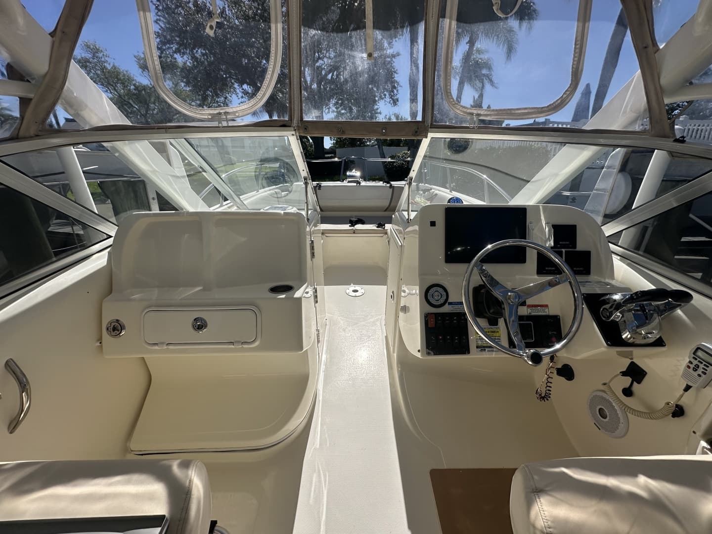 2013 World Cat 255 DC