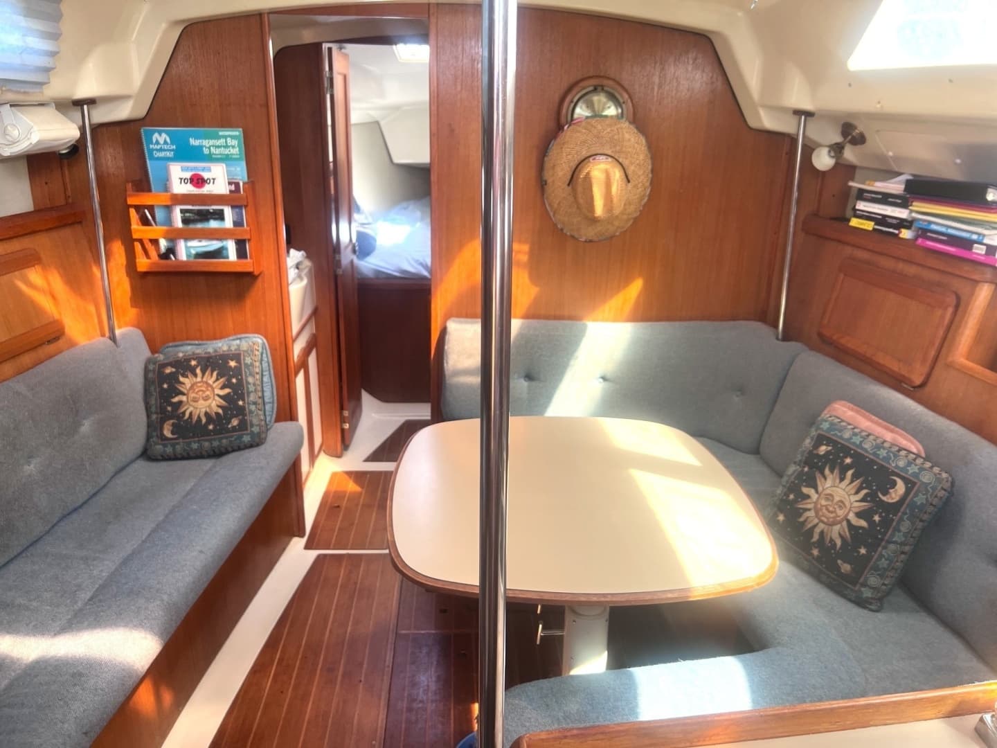 1992 Hunter 33.5