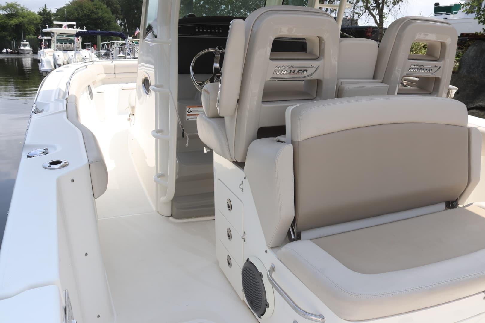 2013 Boston Whaler Outrage