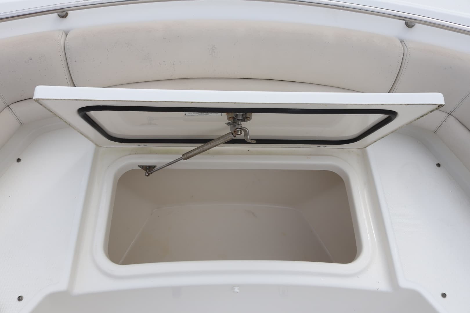 2013 Boston Whaler Outrage