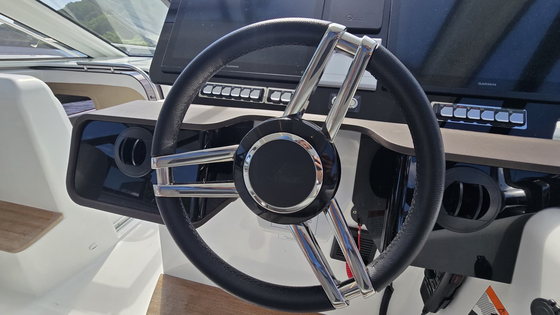 2025 Four Winns TH36