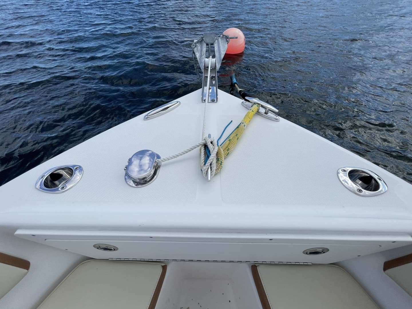 2020 Century 2200 Center Console
