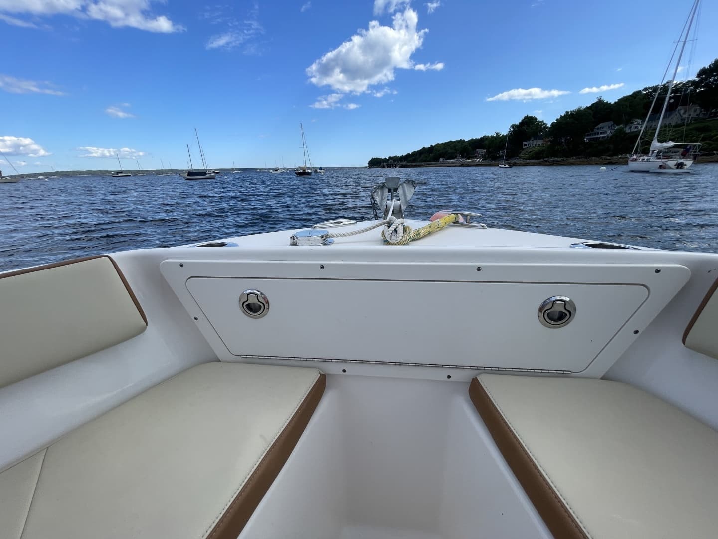2020 Century 2200 Center Console