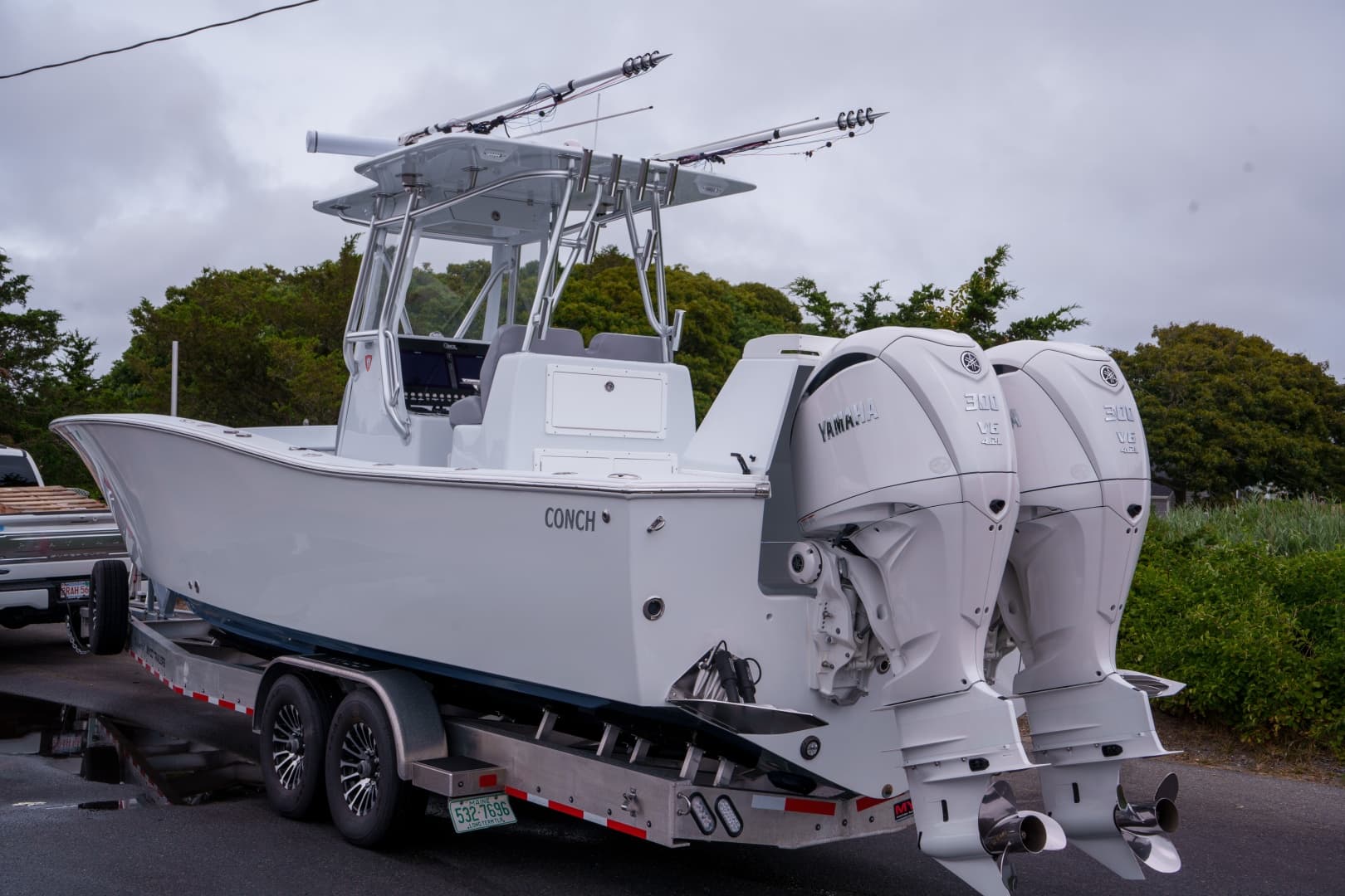 2026 Conch 33