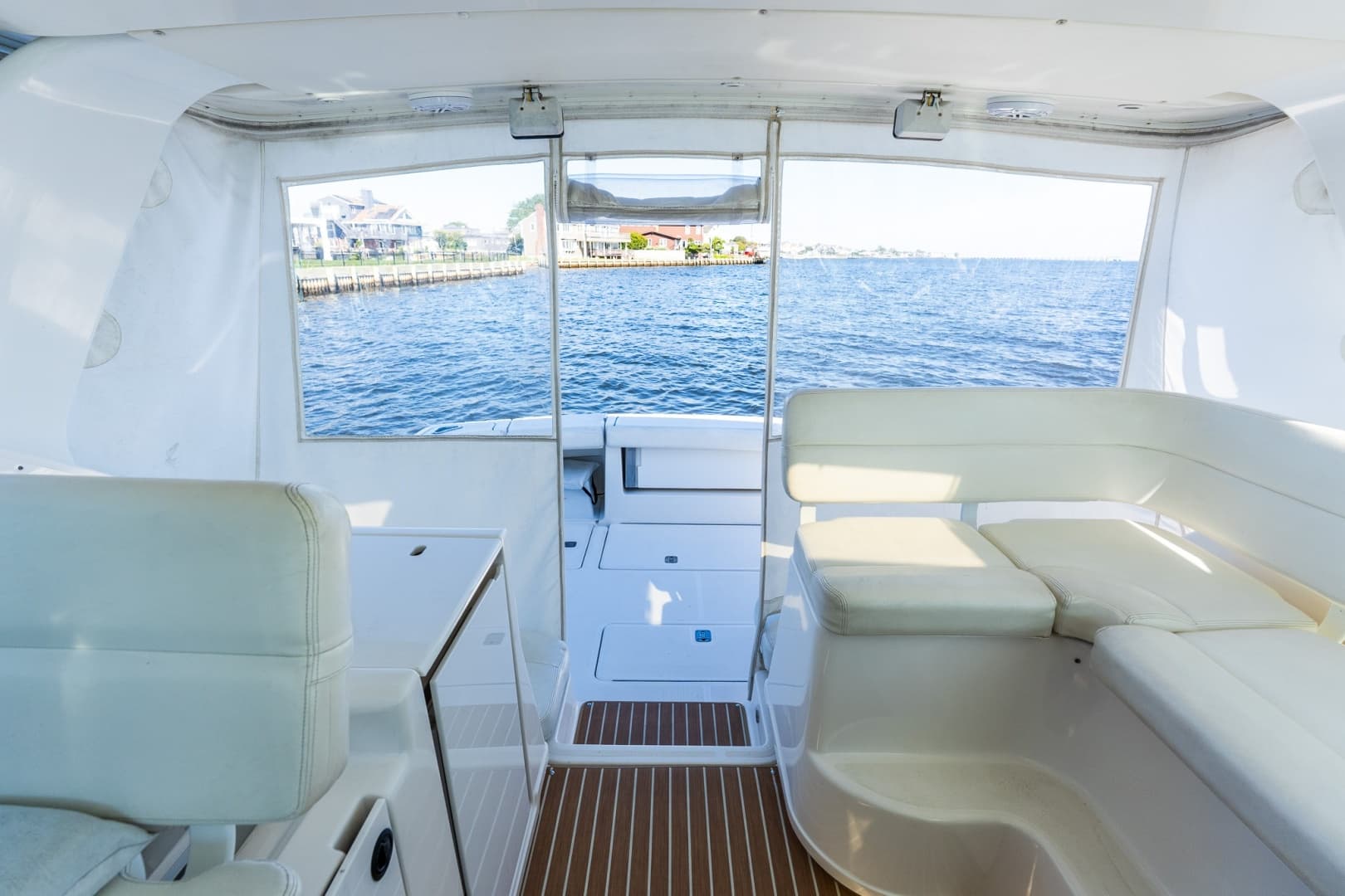 2003 Tiara Yachts 3800 Open