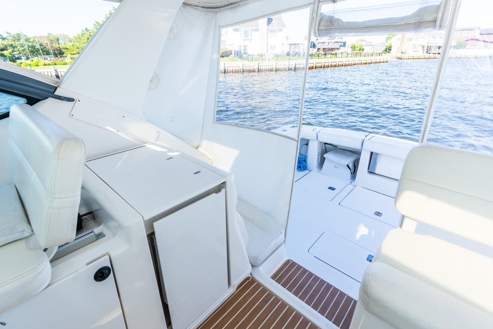 2003 Tiara Yachts 3800 Open