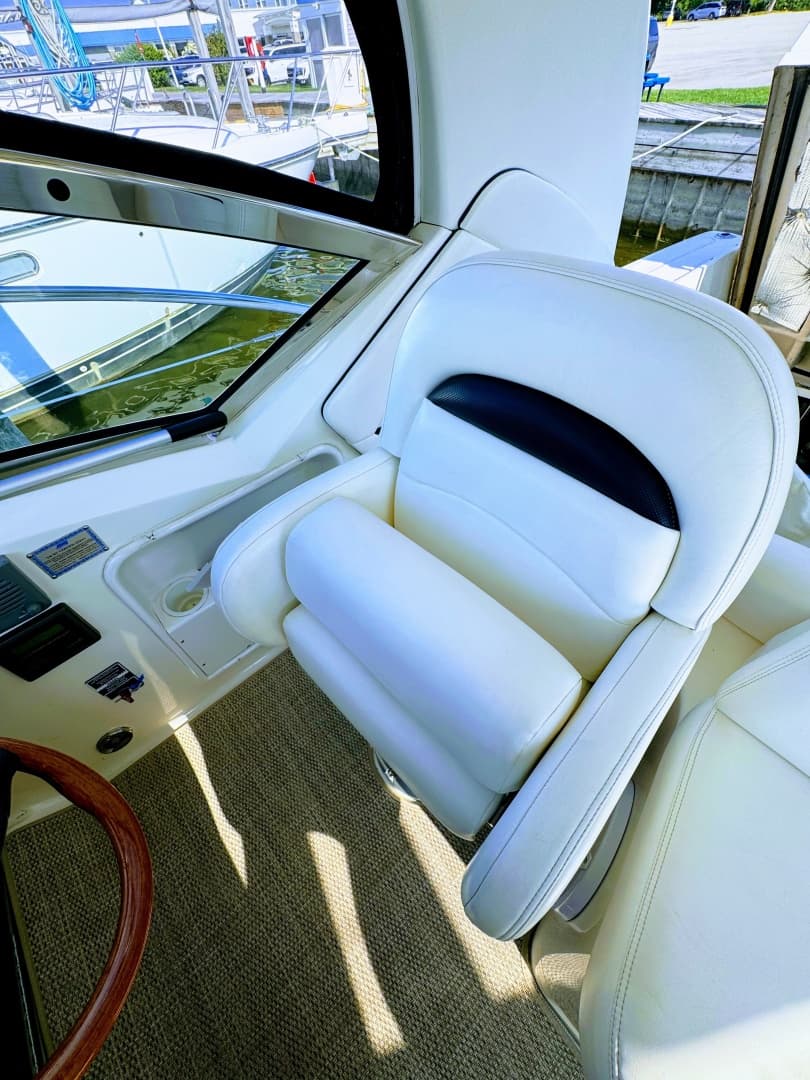 2005 Sea Ray 390 Sundancer