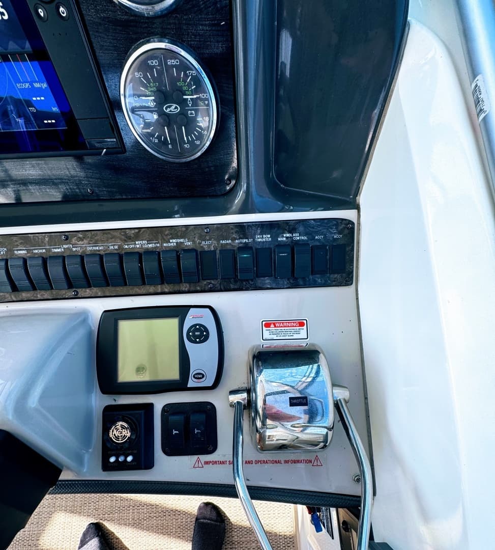 2005 Sea Ray 390 Sundancer