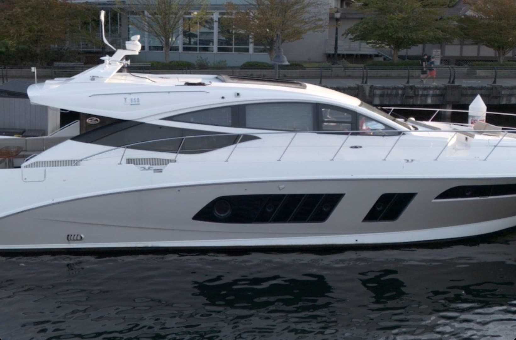2015 Sea Ray L650