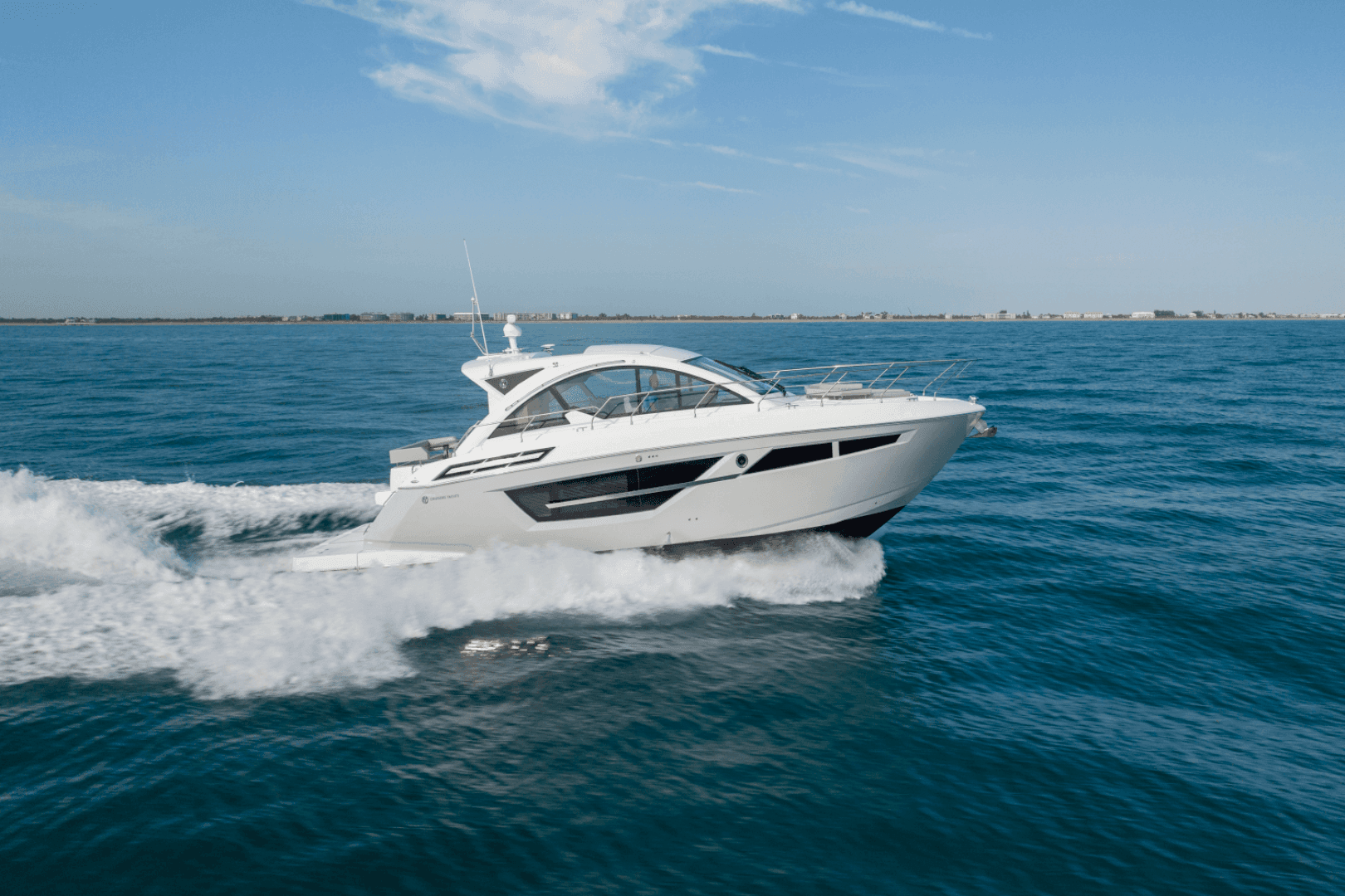 2024 Cruisers Yachts 50 Cantius