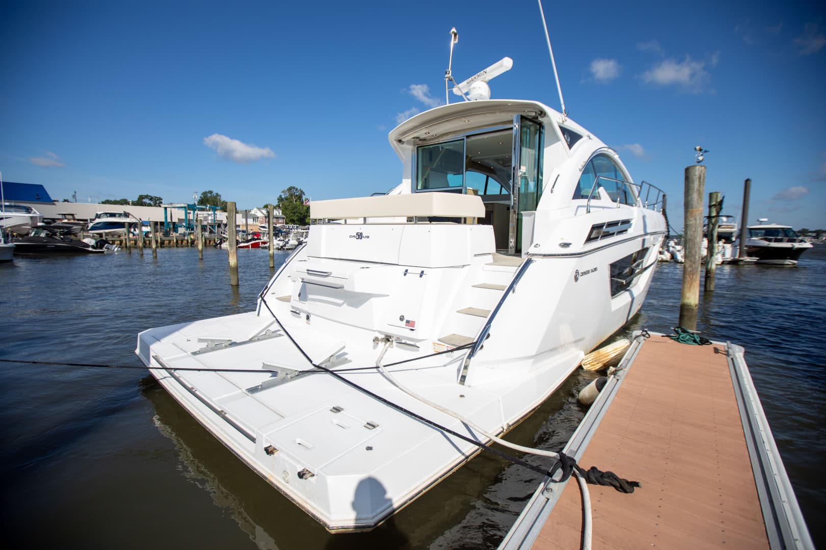 2024 Cruisers Yachts 50 Cantius