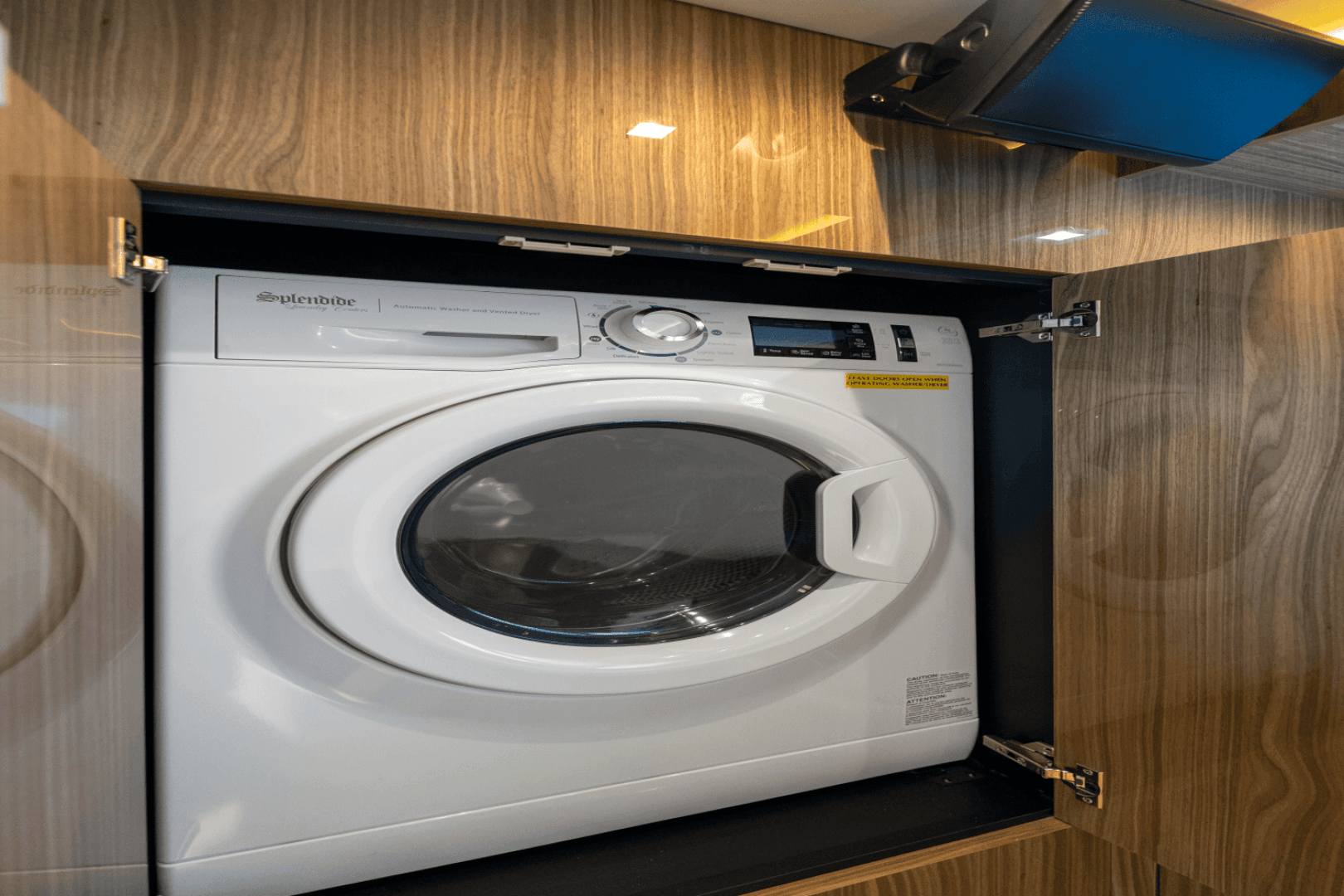 2024 Cruisers Yachts 50 Cantius
