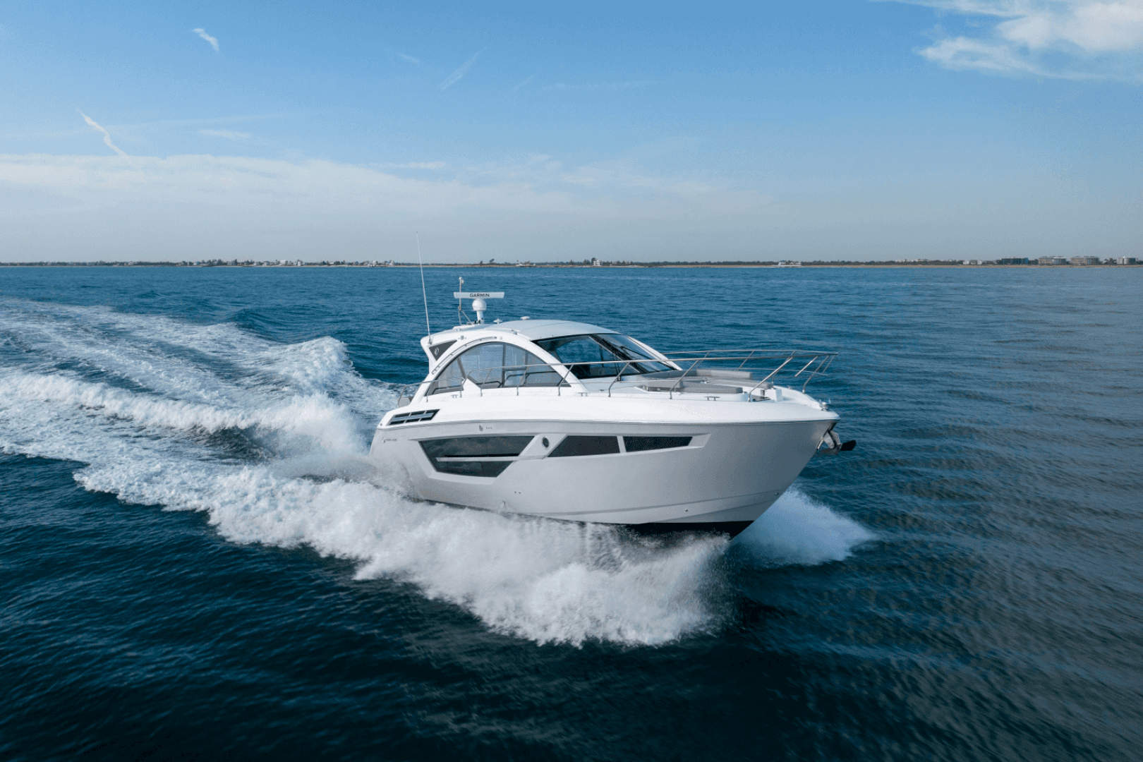 2024 Cruisers Yachts 50 Cantius