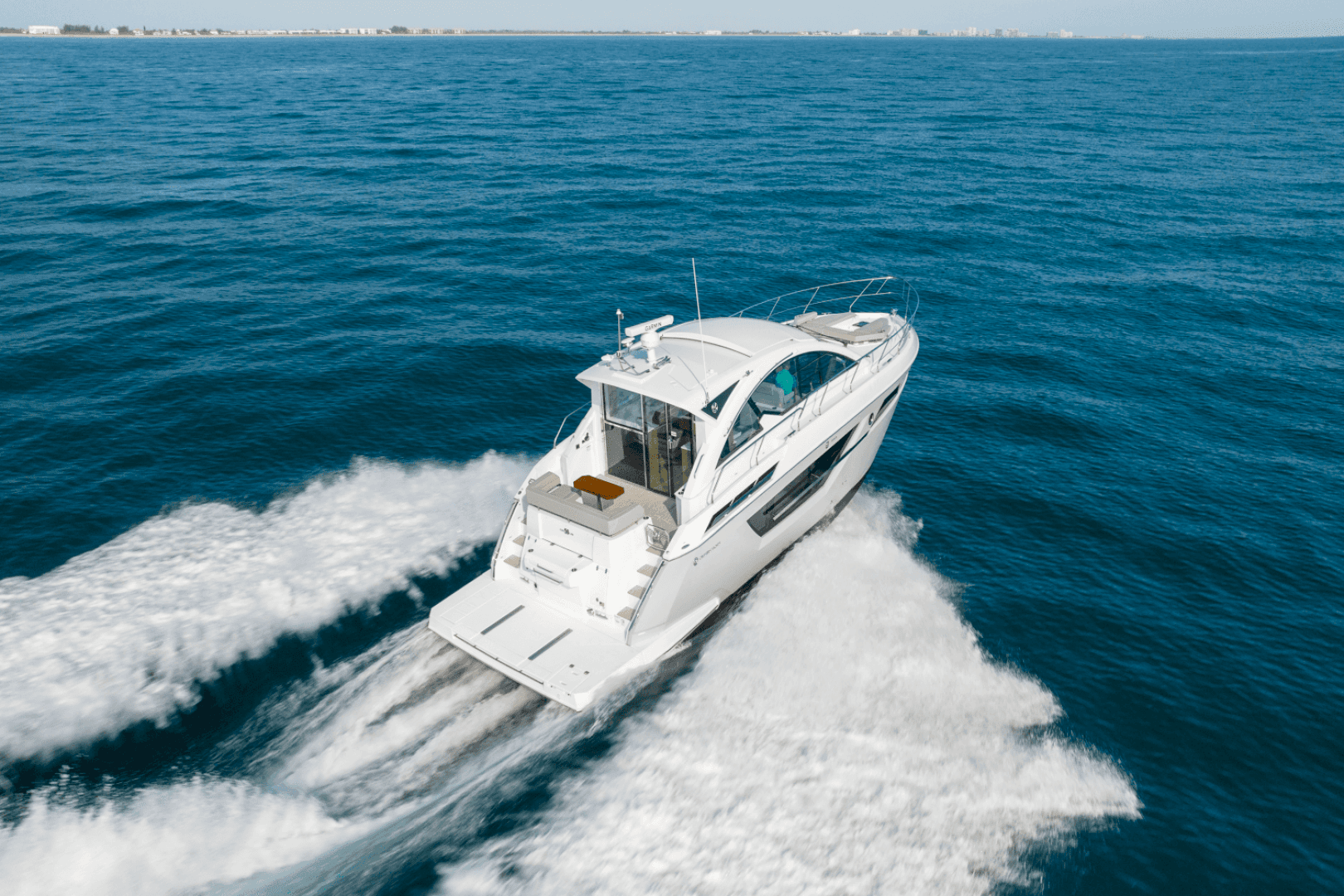 2024 Cruisers Yachts 50 Cantius