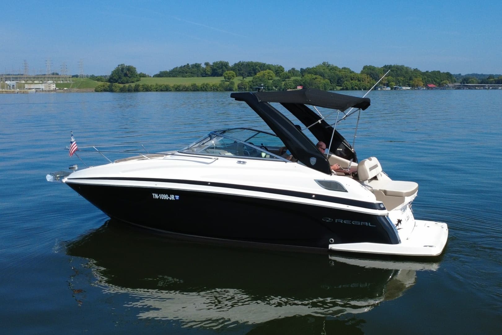 2018 Regal 28 Express