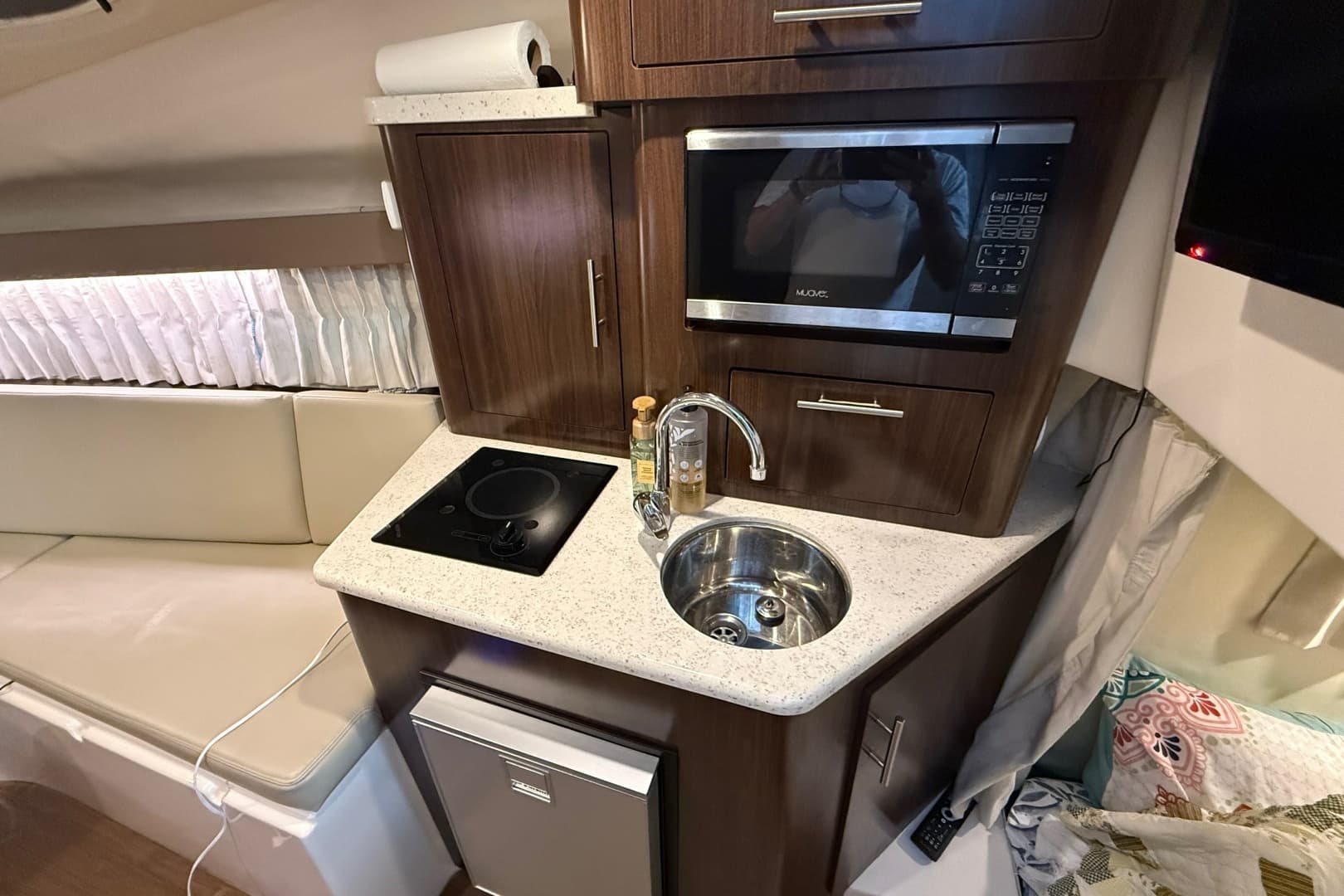 2018 Regal 28 Express