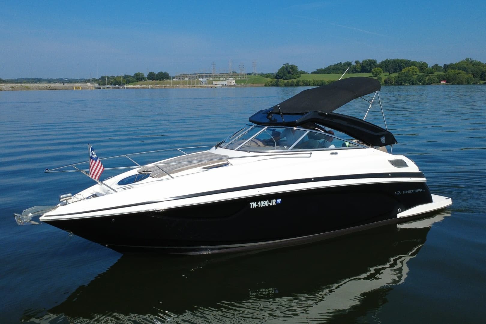 2018 Regal 28 Express