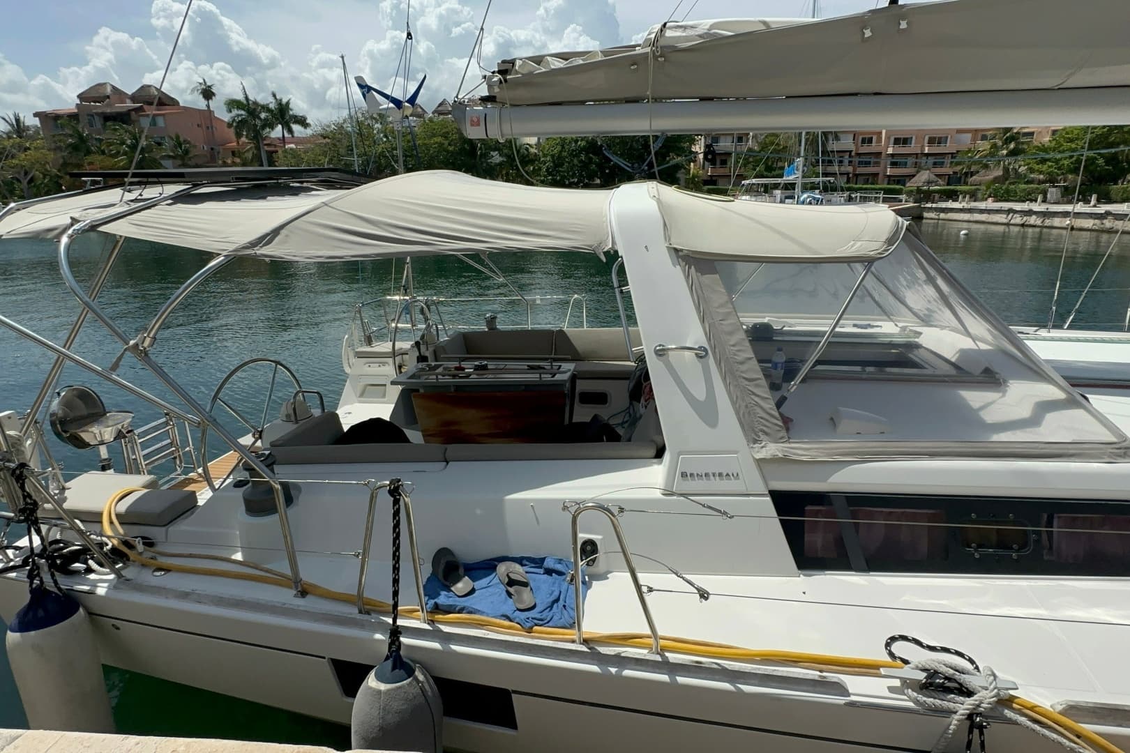 2014 Beneteau Oceanis 48