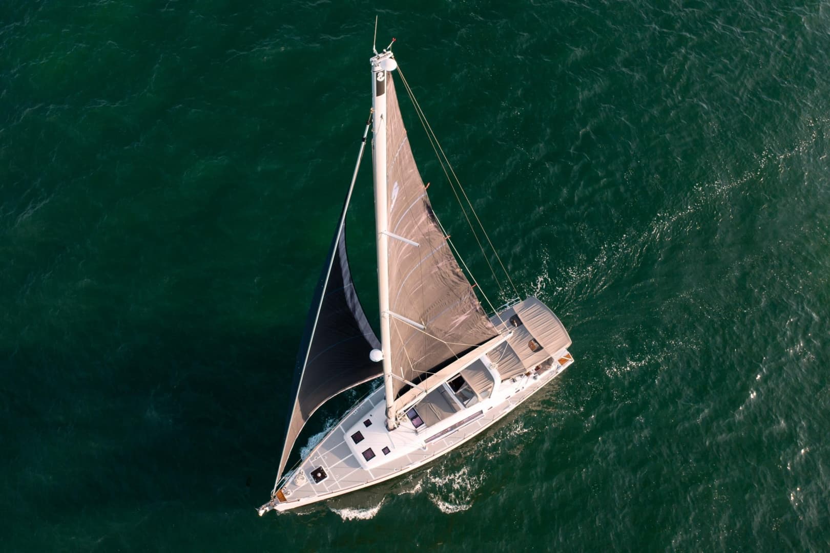 2013 Beneteau Oceanis 58