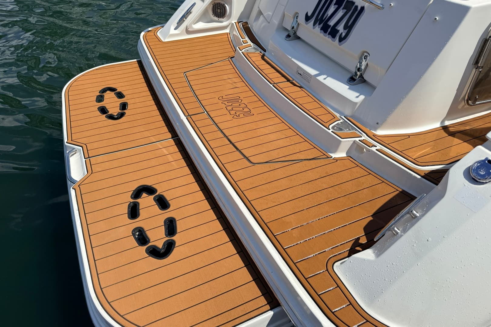 2013 Sea Ray Sundancer 370