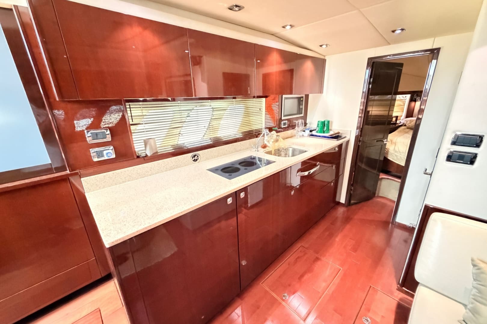 2010 Sea Ray Sundancer 540