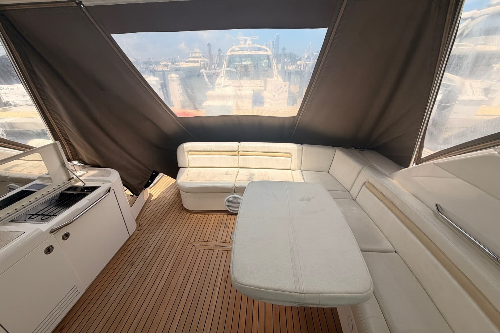 2010 Sea Ray Sundancer 540