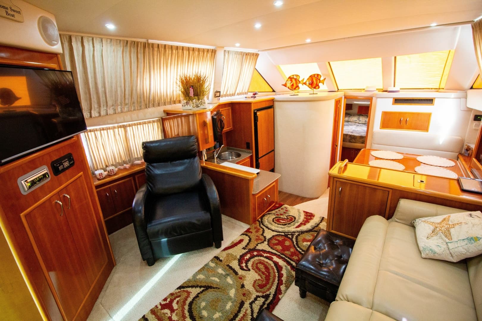 2006 Carver 33 Super Sport