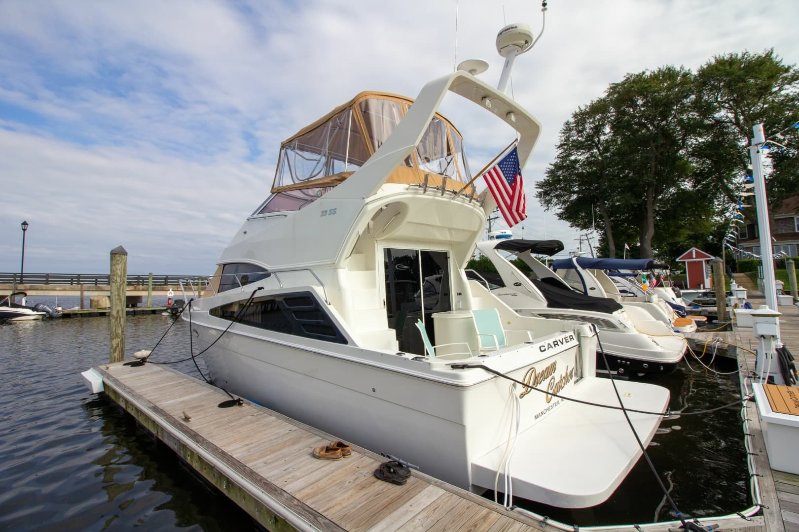 2006 Carver 33 Super Sport