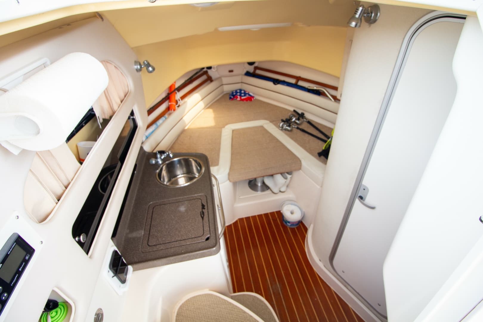 2004 Grady-White Marlin 300