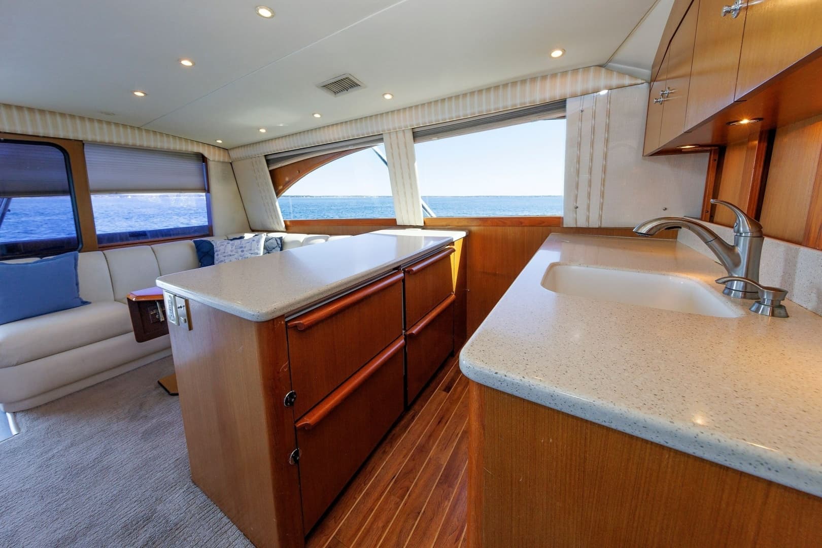 2004 Ocean Yachts 43 Super Sport