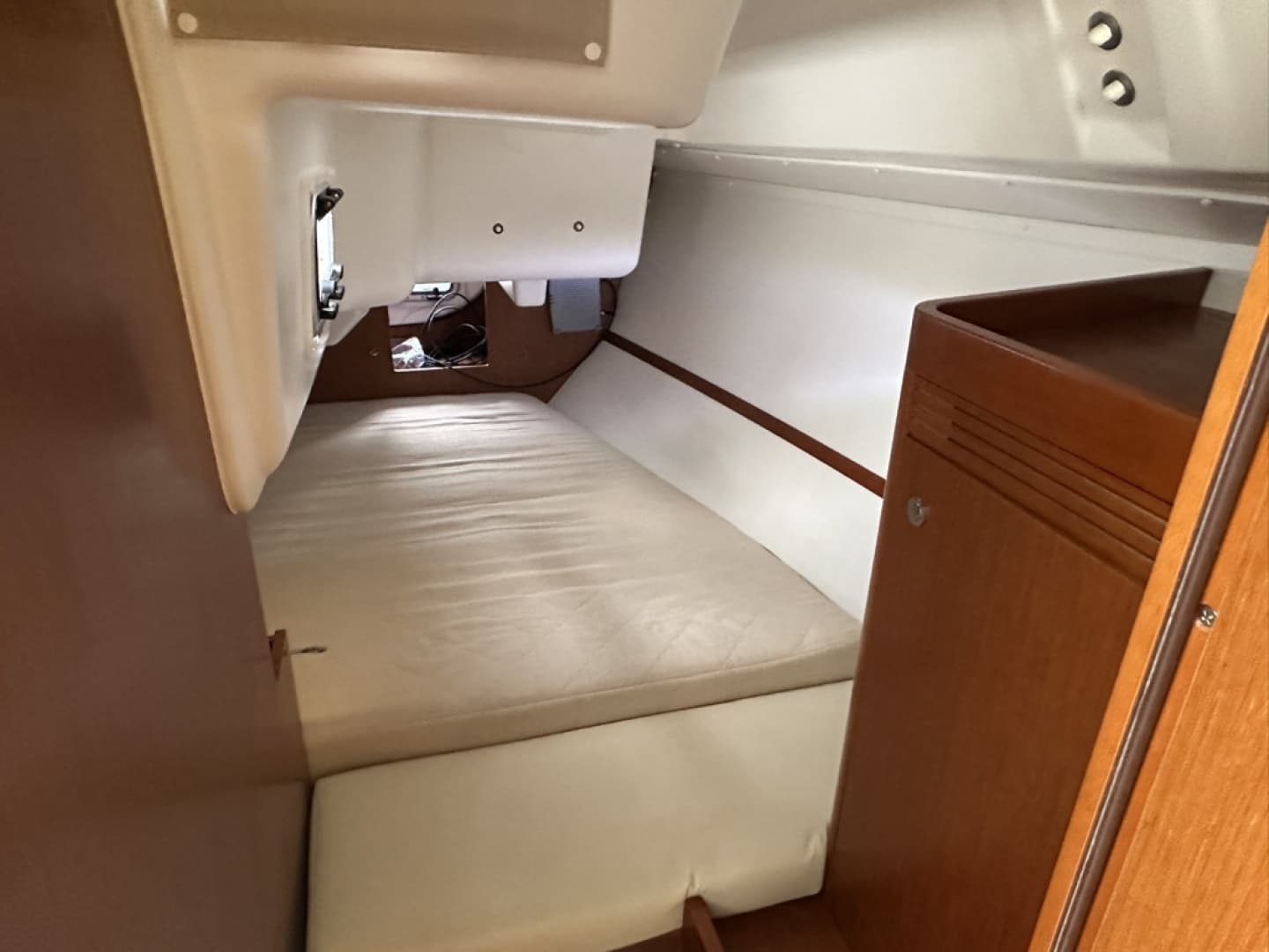 2015 Beneteau 31 Platinum